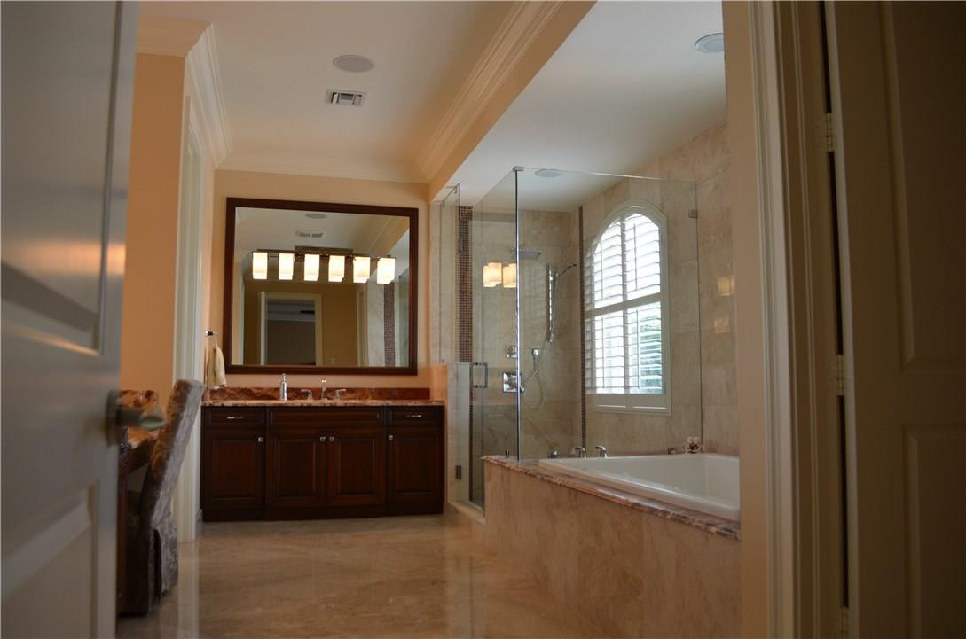 30 Minnetonka Road Sea Ranch Lakes, FL 33308 - Photo 12 of 29 Photo 12