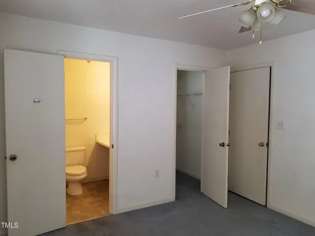 a bathroom that has a toilet