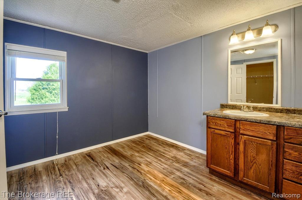 13263 Linden Road Linden, MI 48451 - Photo 24 of 37 Gallery Image 24