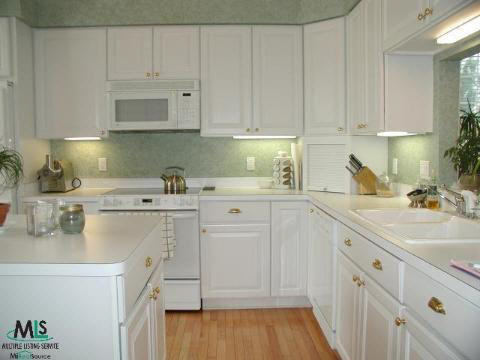 1326 Rock Valley Drive Rochester, MI 48307 - Photo 3 of 9 798530-2.JPG