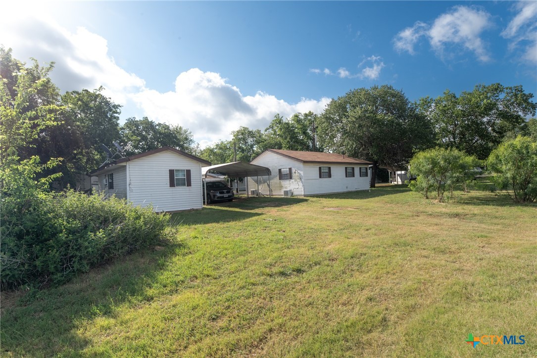 263 Timber Lane Bandera, TX 78003 - Photo 7 of 17