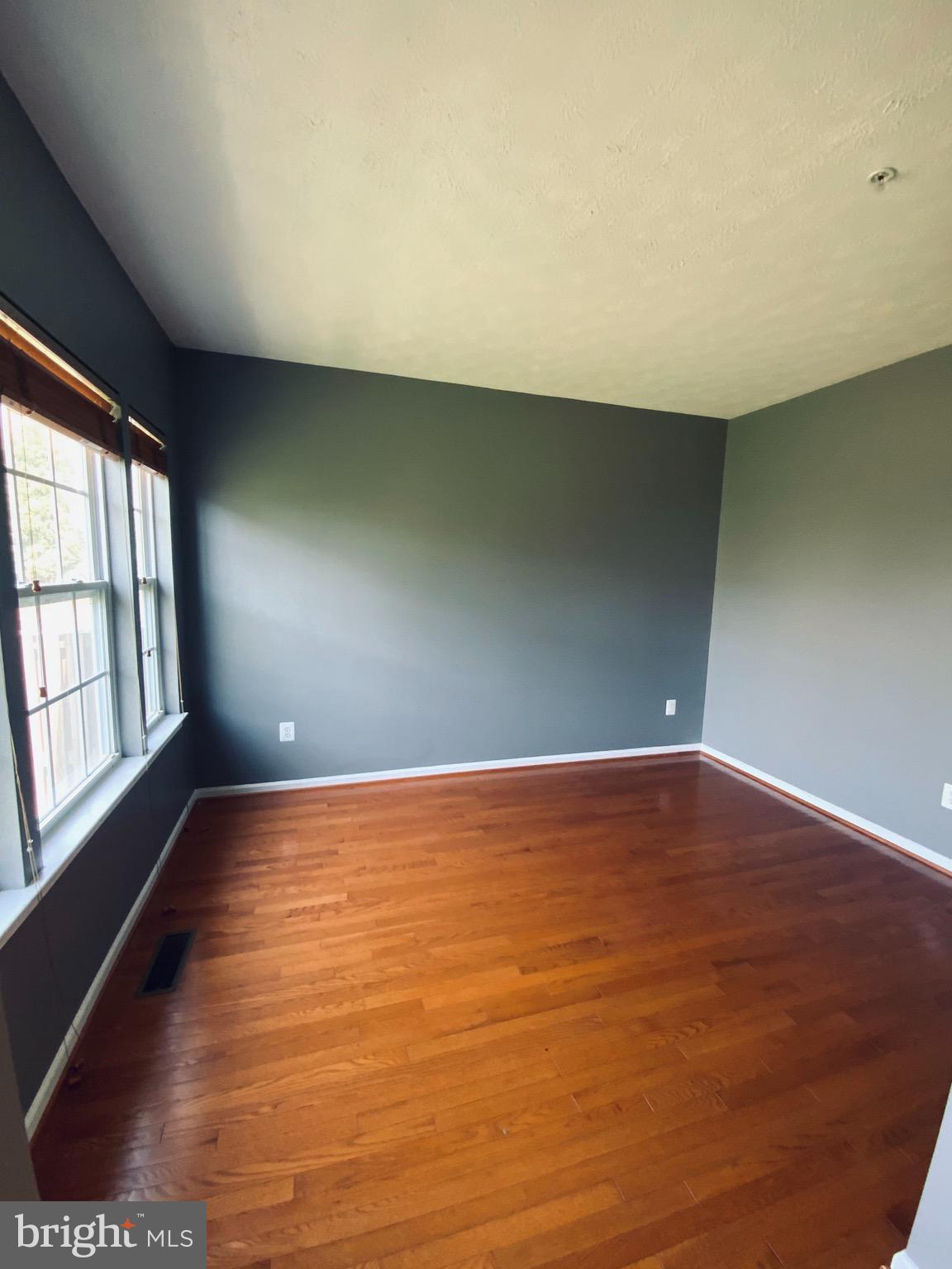 614 Tinker Road Baltimore, MD 21220 - Photo 6 of 30