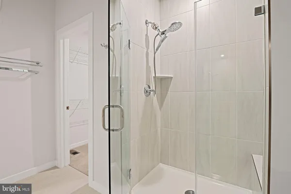 $3,000 | 13556 Innovation Station Loop, Unit 15A, Herndon, VA 20171