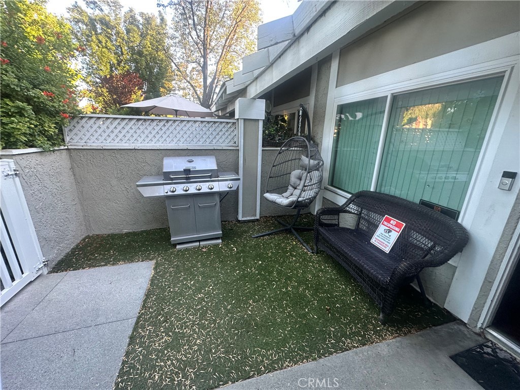 25711 Tournament Road Valencia, CA 91355 - Photo 11 of 16