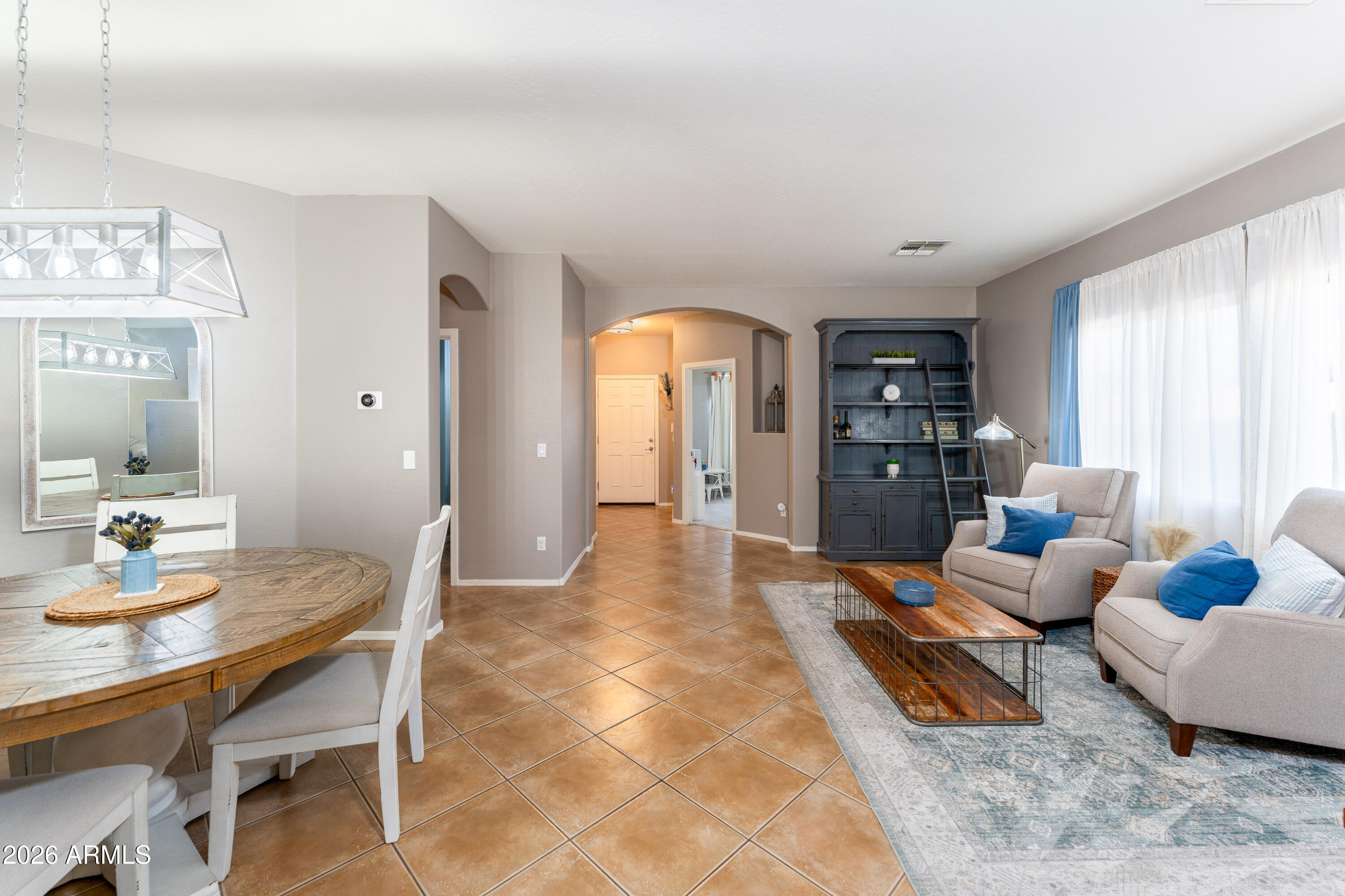 2570 West Granite Pass Road Phoenix, AZ 85085 - Photo 4 of 27 DSC04719-Edit