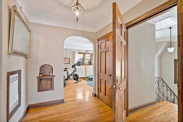 $899,000 | 201 West Minnehaha Parkway, Minneapolis, MN 55419