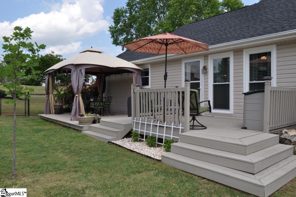 301 Barefoot Lane Inman, SC 29349 - Photo 23 of 25