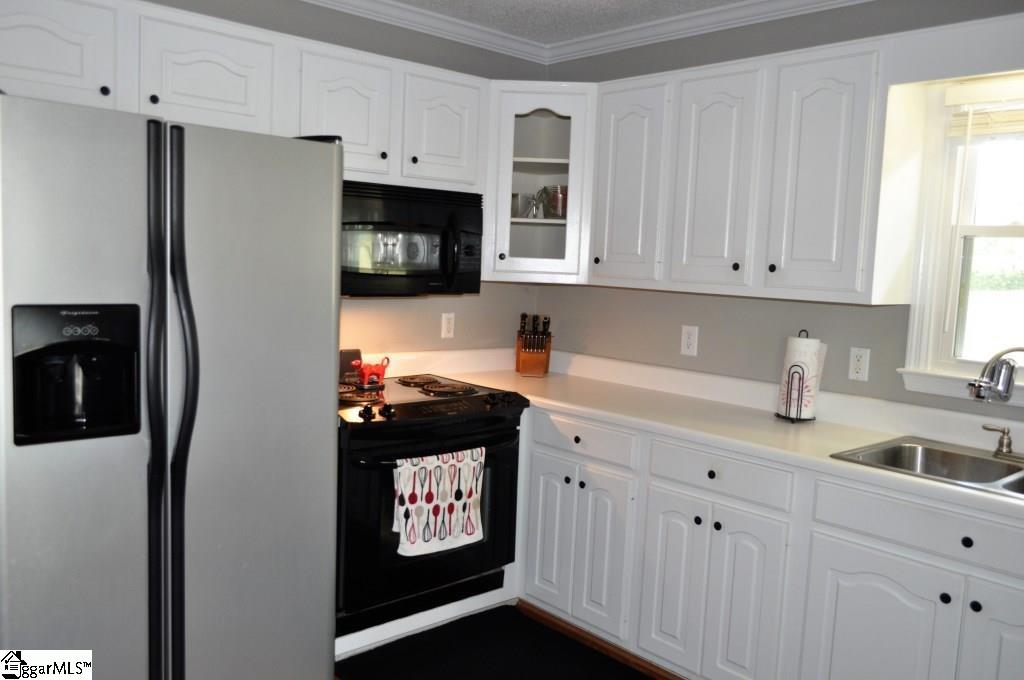 301 Barefoot Lane Inman, SC 29349 - Photo 4 of 25