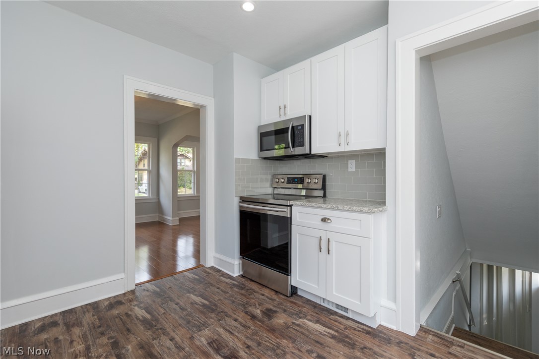 3336 Clarendon Road Cleveland, OH 44118 - Photo 11 of 30 Gallery Image 11