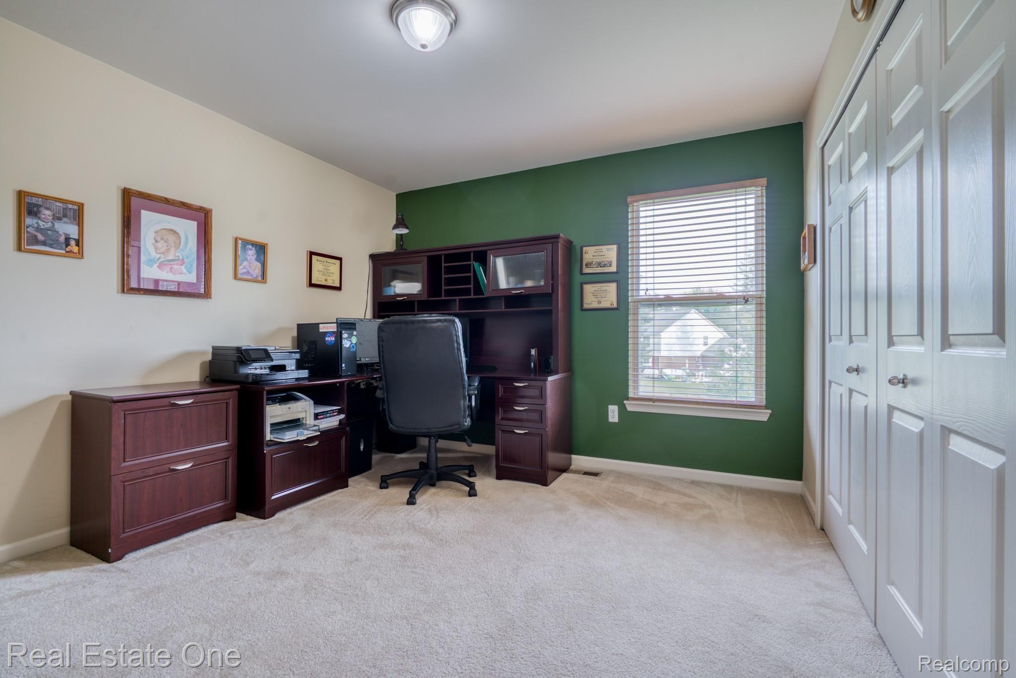 3751 Hogan Circle Rochester, MI 48307 - Photo 22 of 47 DSC08436.jpg