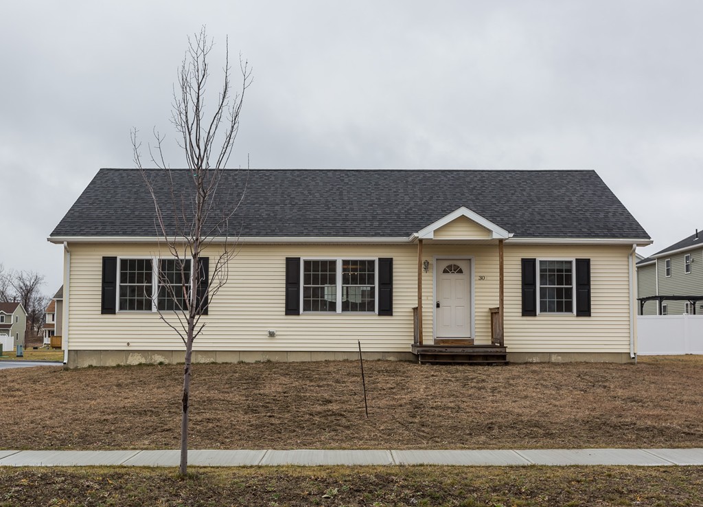 30 Wells Street Springfield, MA 01104 - Photo 1 of 16 Gallery Image 1