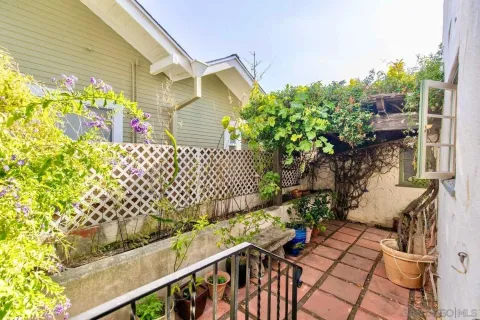 $1,350,000 | 2521 Collier Avenue, San Diego, CA 92116