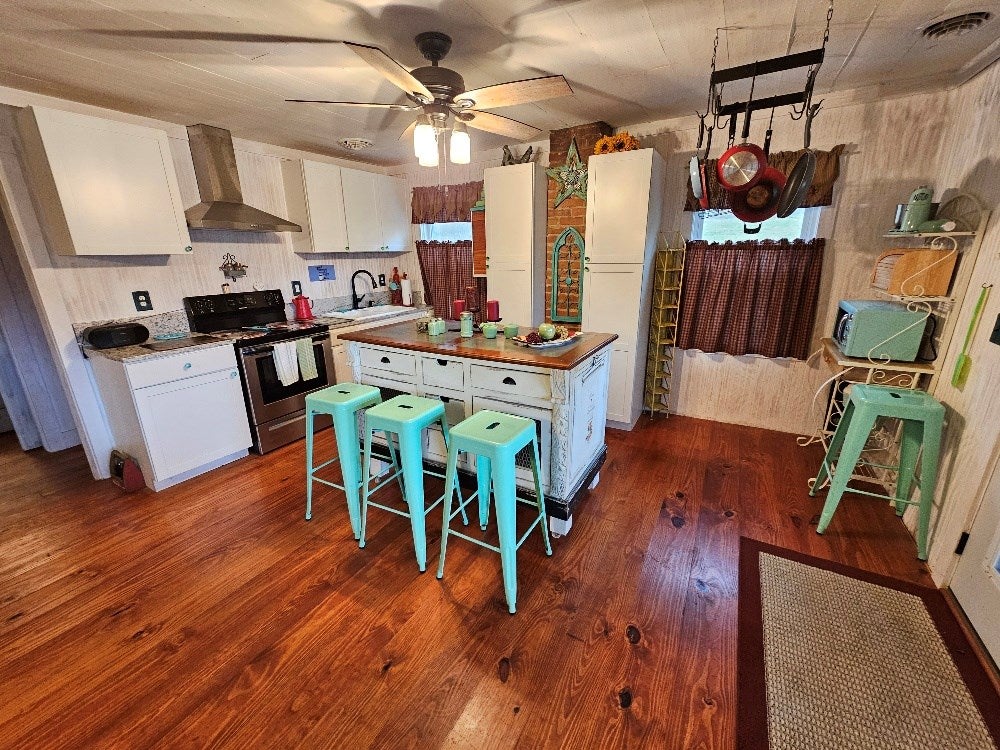 1030 Dixon Road Galax, VA 24333 - Photo 21 of 54 Gallery Image 21