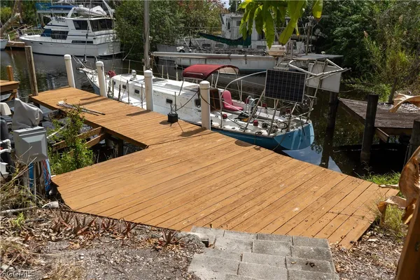 $235,000 | 1155 Turkey Creek Avenue, Moore Haven, FL 33471