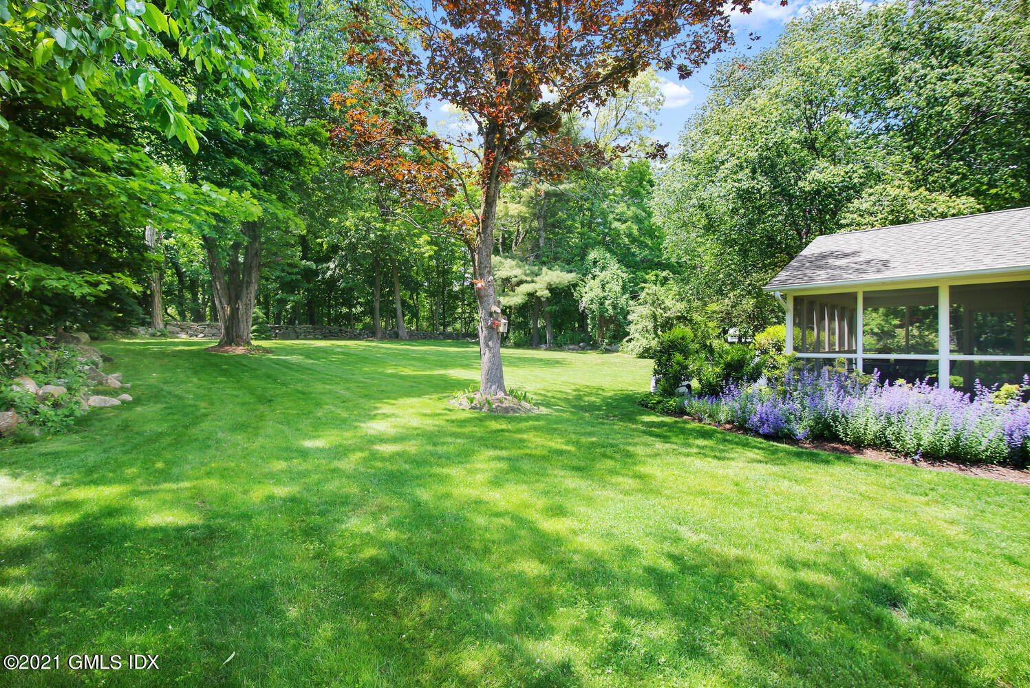 395 Taconic Road Greenwich, CT 06831 - Photo 3 of 11 395 Taconic Rd Greenwich CT-large-001-00