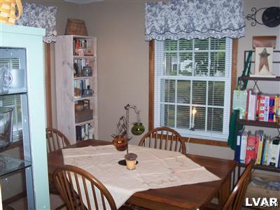 951 Juniper Road Hellertown, PA 18055 - Photo 2 of 15 Gallery Image 2