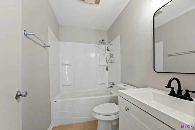 $175,000 | 8060 Pennth Avenue, Unit B, Baton Rouge, LA 70809