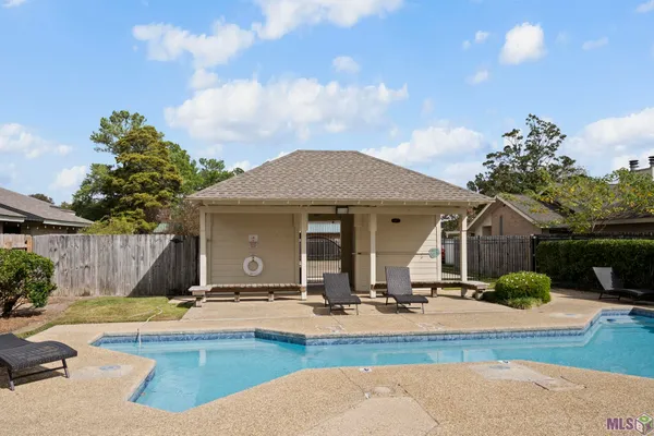 $159,900 | 8060 Pennth Avenue, Unit B, Baton Rouge, LA 70809
