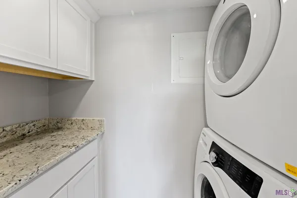 $159,900 | 8060 Pennth Avenue, Unit B, Baton Rouge, LA 70809