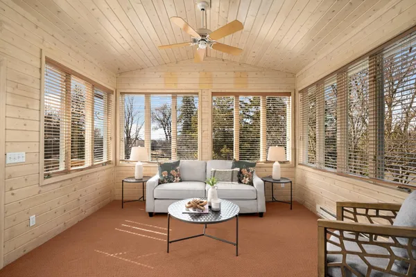 $800,000 | 7628 Auto Club Circle, Bloomington, MN 55438