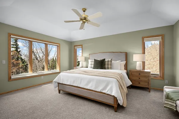 $800,000 | 7628 Auto Club Circle, Bloomington, MN 55438