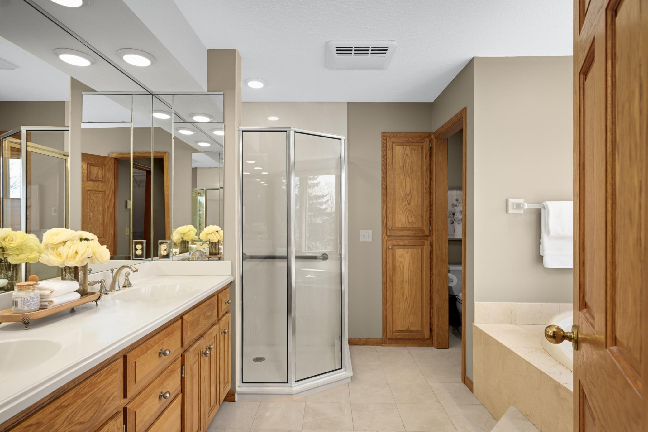 7628 Auto Club Circle Bloomington, MN 55438 - Photo 24 of 41