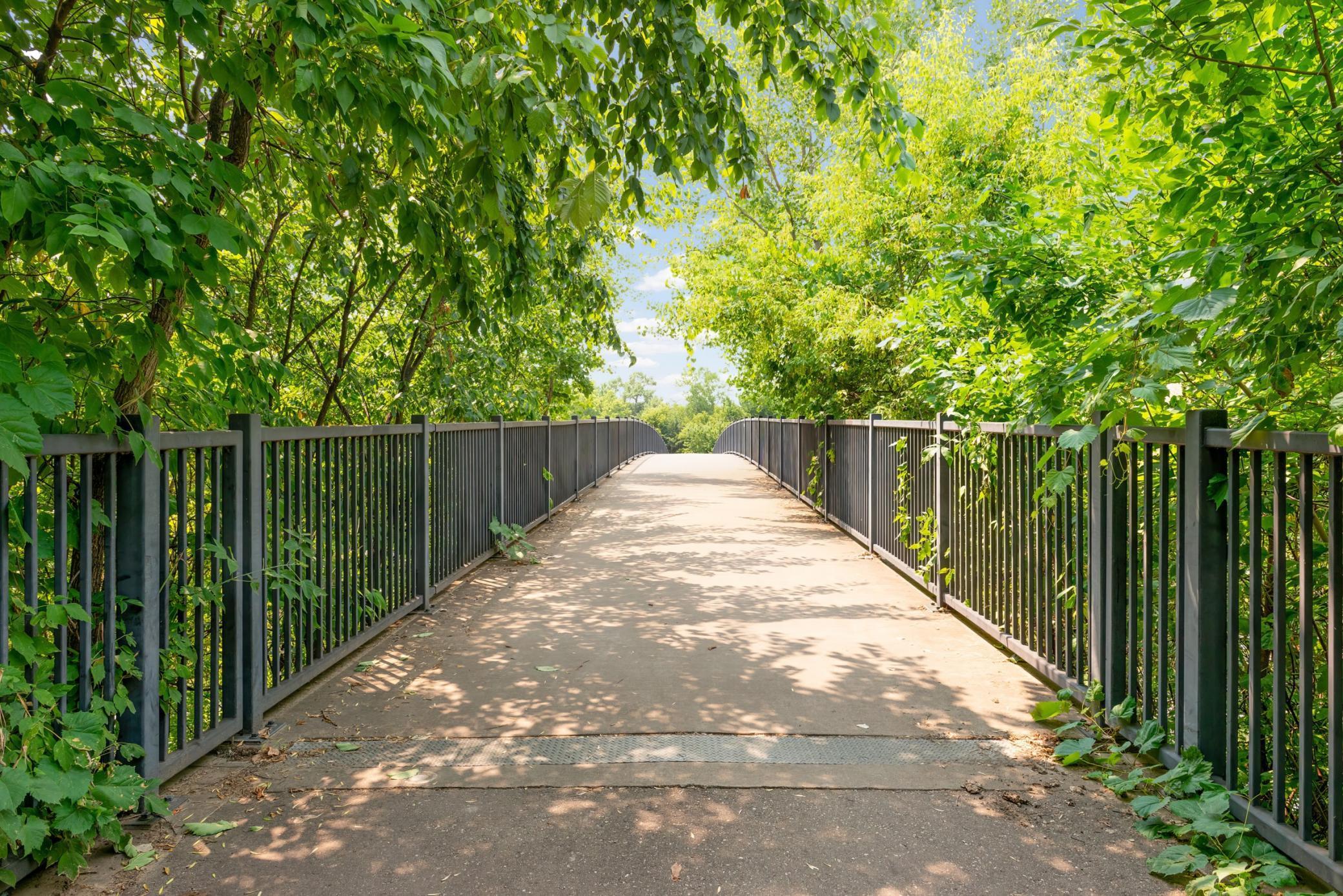 7628 Auto Club Circle Bloomington, MN 55438 - Photo 35 of 41