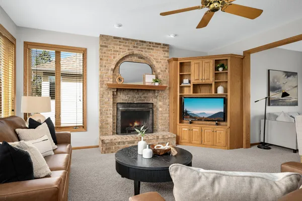 $800,000 | 7628 Auto Club Circle, Bloomington, MN 55438