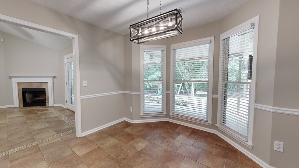 212 Grant Road Cataula, GA 31804 - Photo 12 of 56 Breakfast Area