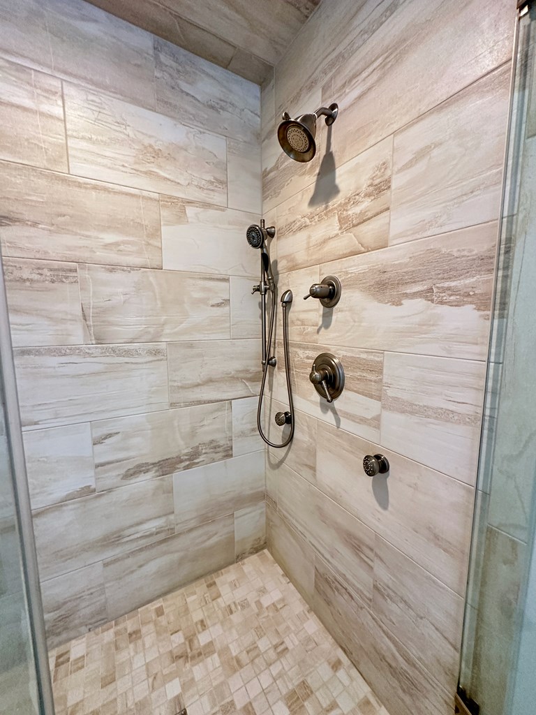 212 Grant Road Cataula, GA 31804 - Photo 27 of 56 Master Shower