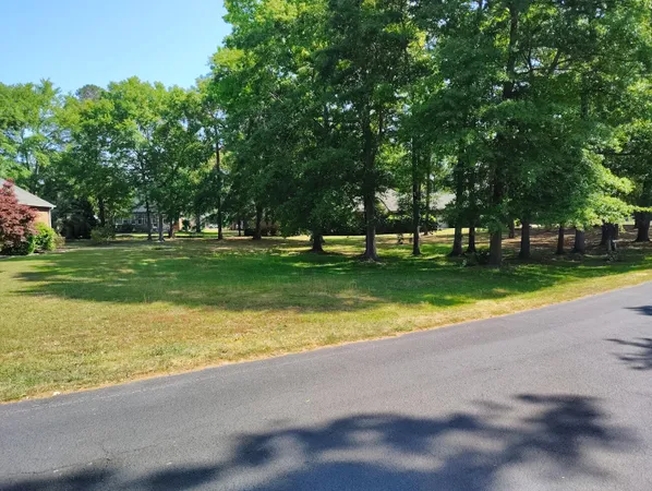 $18,000 | 218 Ridge Lake Drive, Manning, SC 29102
