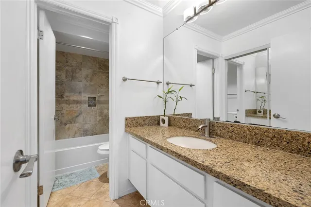 $299,000 | 525 South Ardmore Avenue, Unit 257, Los Angeles, CA 90020