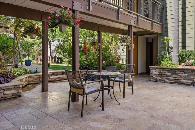 $299,000 | 525 South Ardmore Avenue, Unit 257, Los Angeles, CA 90020