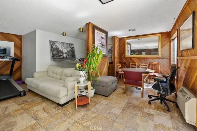 $299,000 | 525 South Ardmore Avenue, Unit 257, Los Angeles, CA 90020
