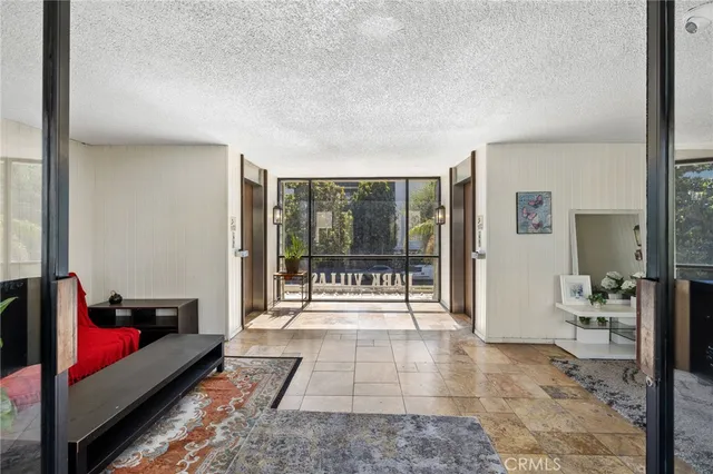 $299,000 | 525 South Ardmore Avenue, Unit 257, Los Angeles, CA 90020
