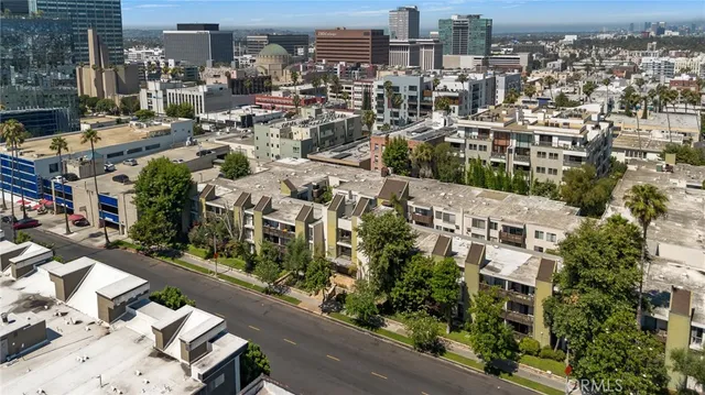 $299,000 | 525 South Ardmore Avenue, Unit 257, Los Angeles, CA 90020