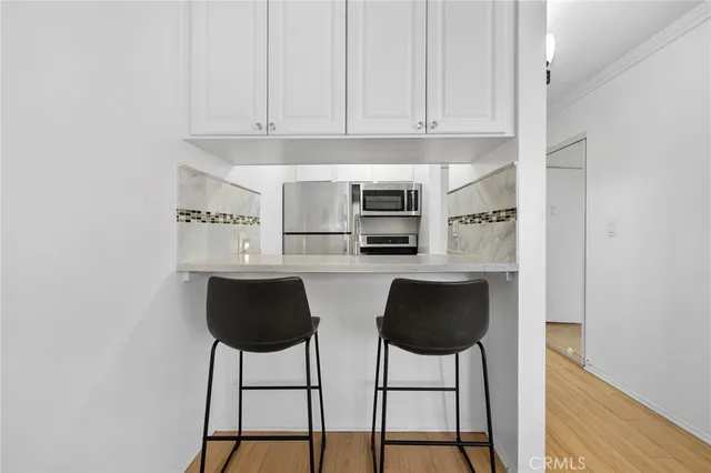 $299,000 | 525 South Ardmore Avenue, Unit 257, Los Angeles, CA 90020