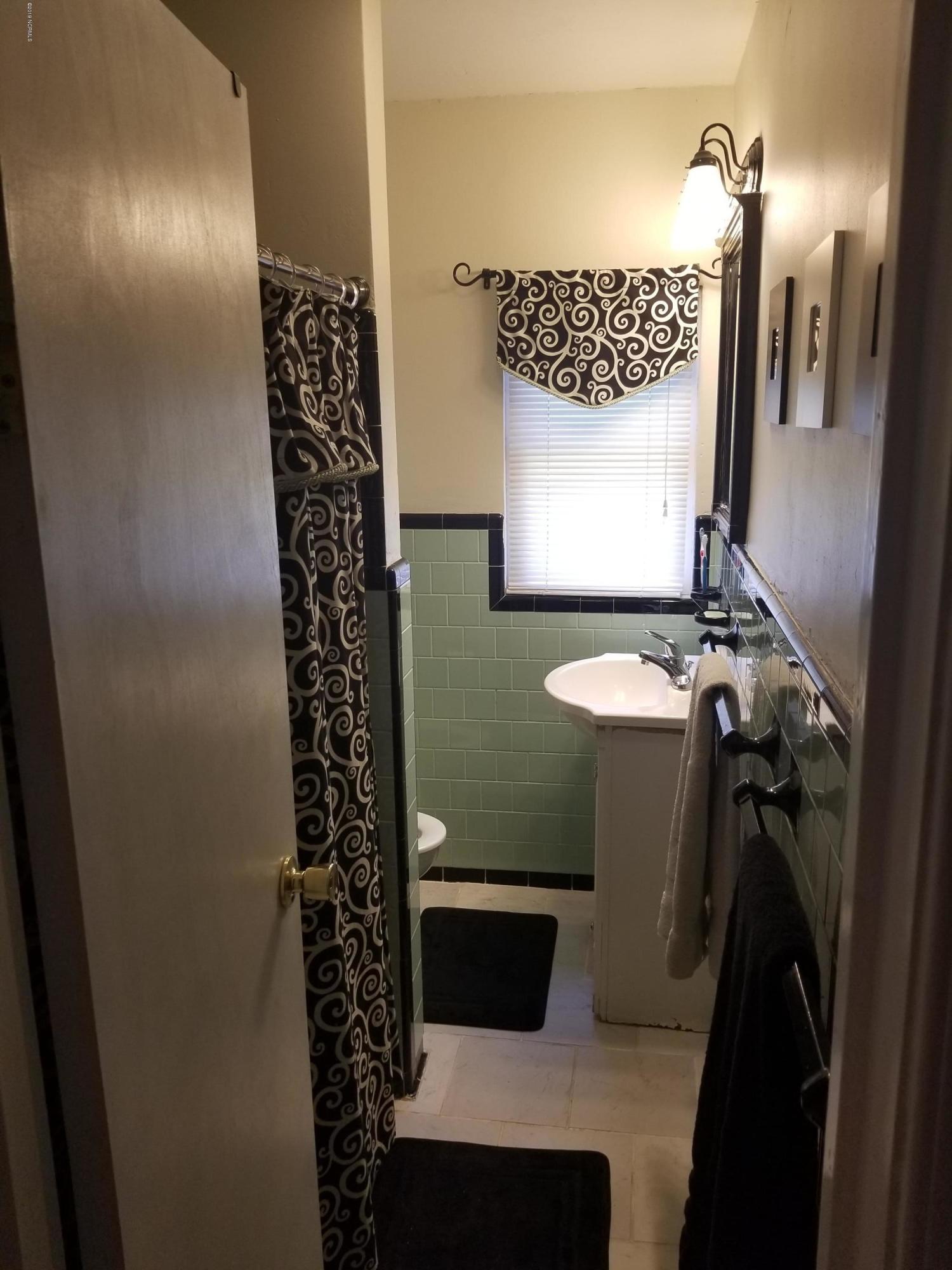 2301 Woodview Road Kinston, NC 28504 - Photo 11 of 21 20190719_114709