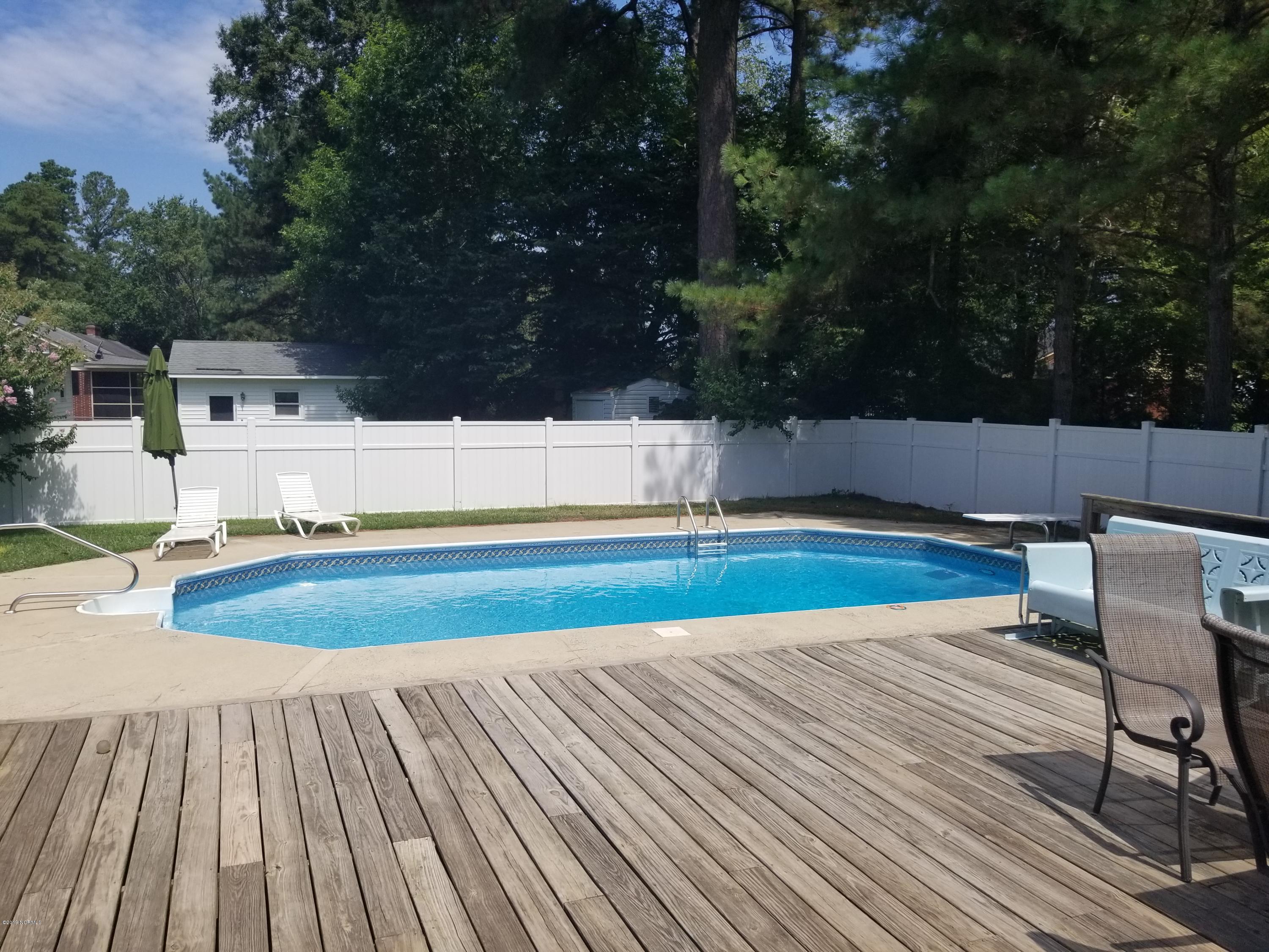 2301 Woodview Road Kinston, NC 28504 - Photo 19 of 21 20190719_114954