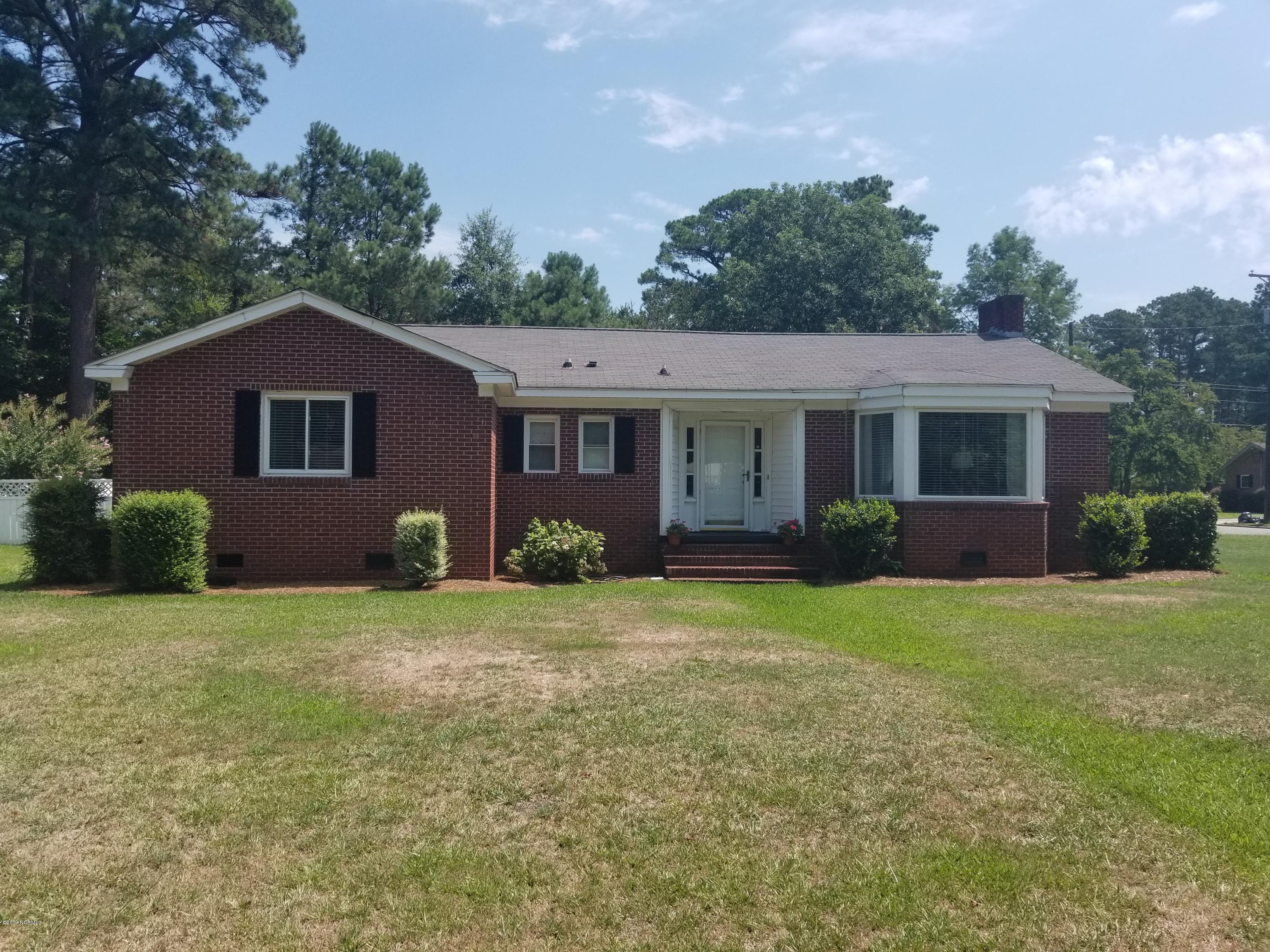 2301 Woodview Road Kinston, NC 28504 - Photo 2 of 21 20190719_114440