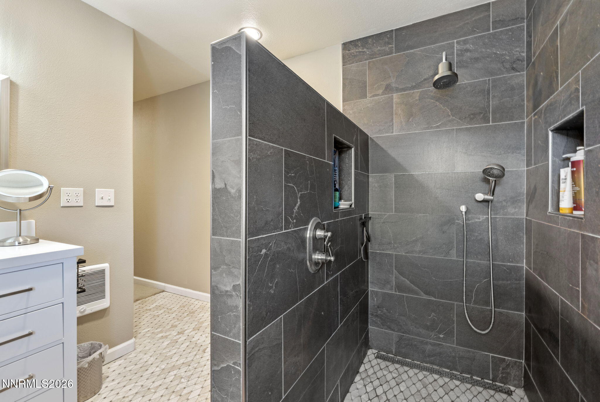 285 Kitts Way Reno, NV 89521 - Photo 29 of 55 36-web-or-mls-DSC05873