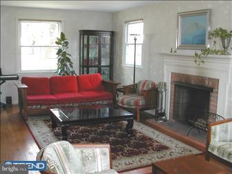 1121 Welsh Road Maple Glen, PA 19002 - Photo 2 of 6 Great Room