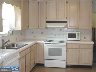 1121 Welsh Road Maple Glen, PA 19002 - Photo 4 of 6 Kitchen