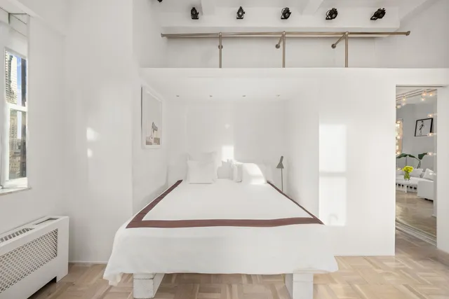 a en suite bathroom with a toilet and a shower