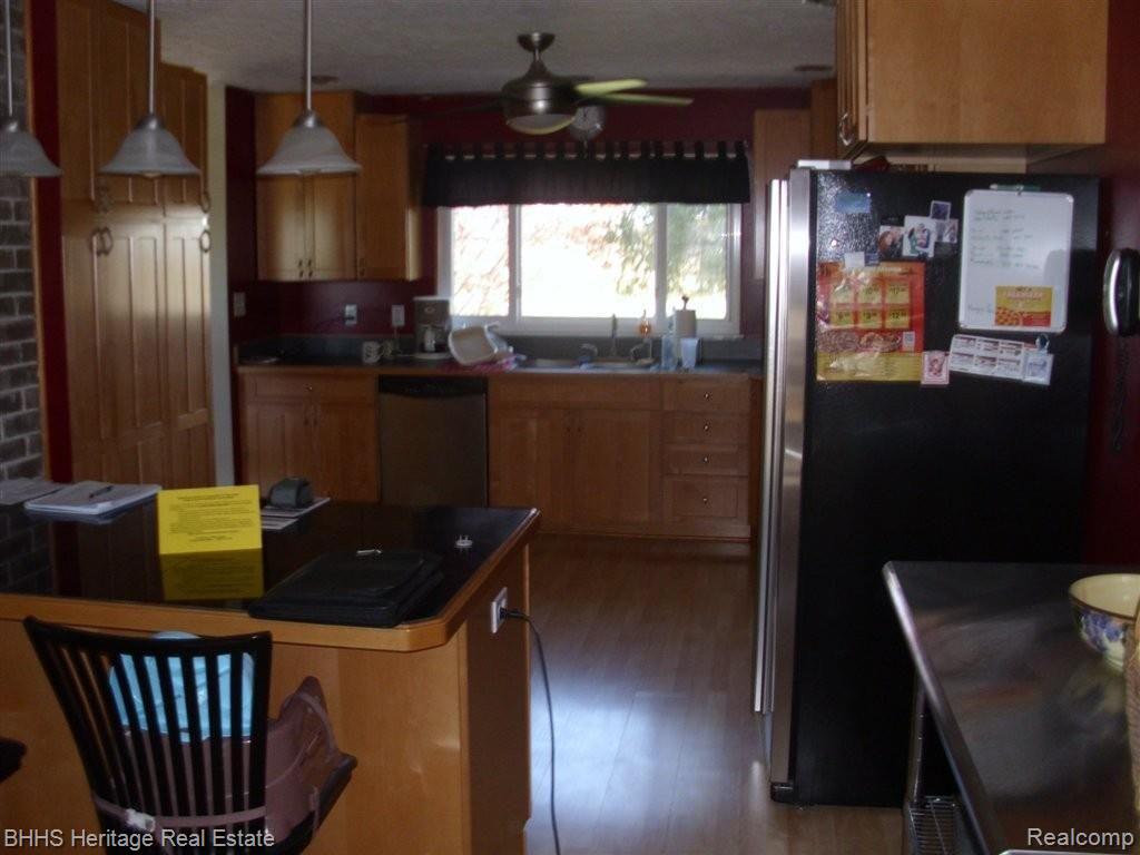 959 Fowlerville Road Fowlerville, MI 48836 - Photo 10 of 25 DSCI0165.JPG