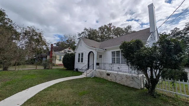 $2,499 | 717 East Tennessee Street, Tallahassee, FL 32308