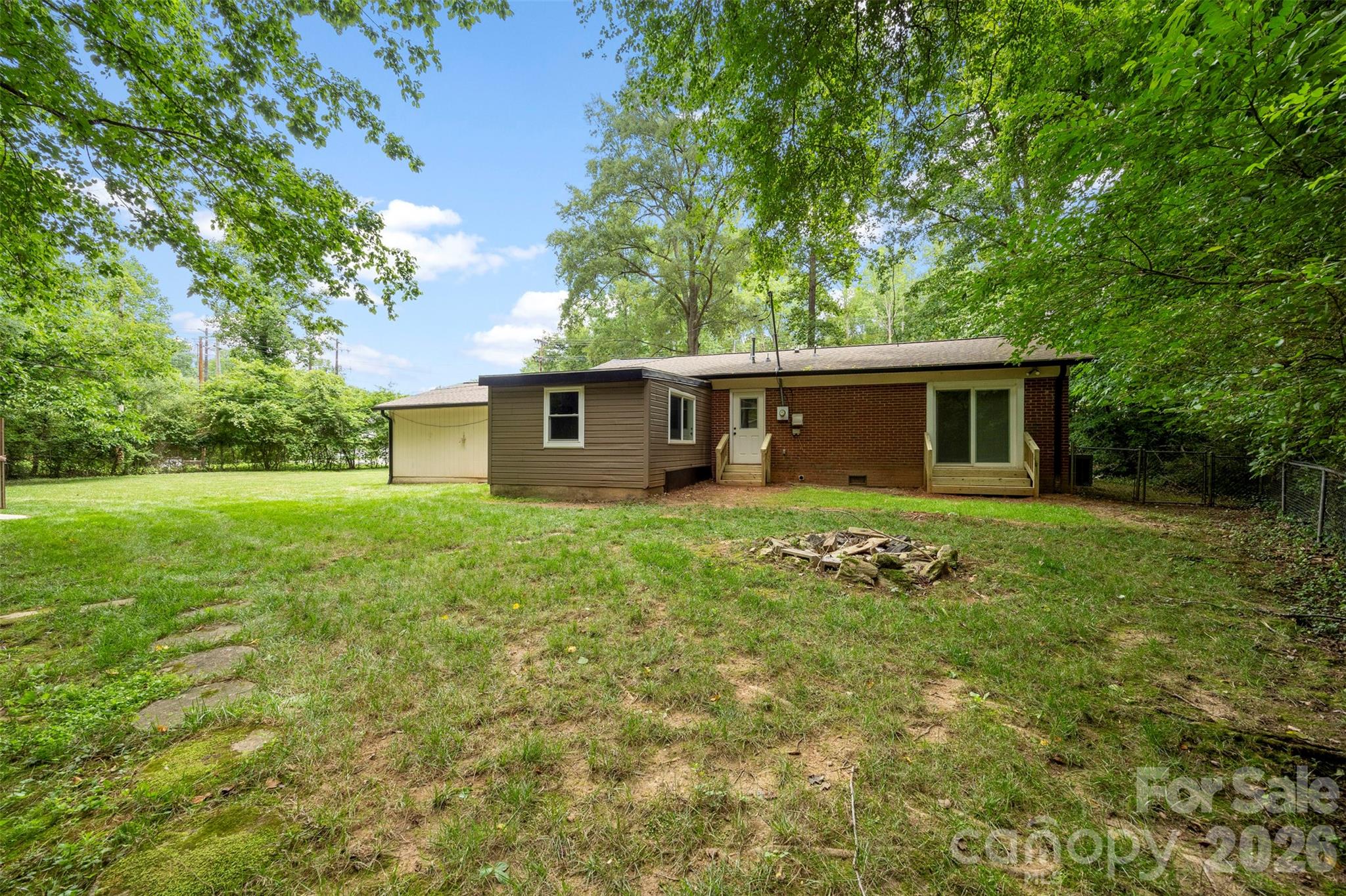 611 West Lewis Road Dallas, NC 28034 - Photo 32 of 39 Gallery Image 32