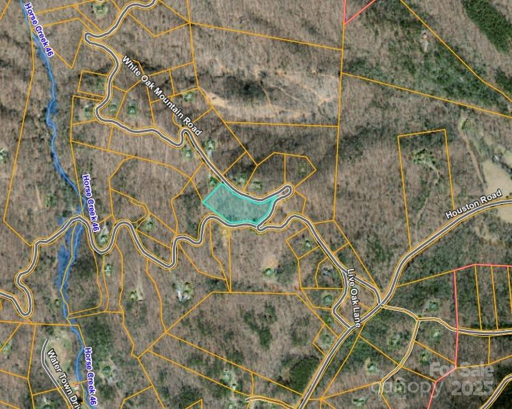 46 Hemlock Trail Columbus, NC 28722 - Photo 8 of 9 a dirty bathroom with a shower