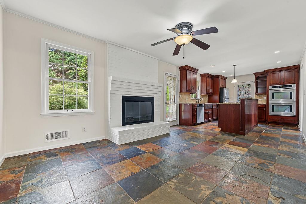 3401 Ranch Road Marietta, GA 30066 - Photo 8 of 21 Gallery Image 8