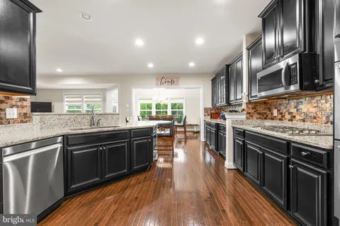 $869,900 | 408 Quarry Point Road, Malvern, PA 19355